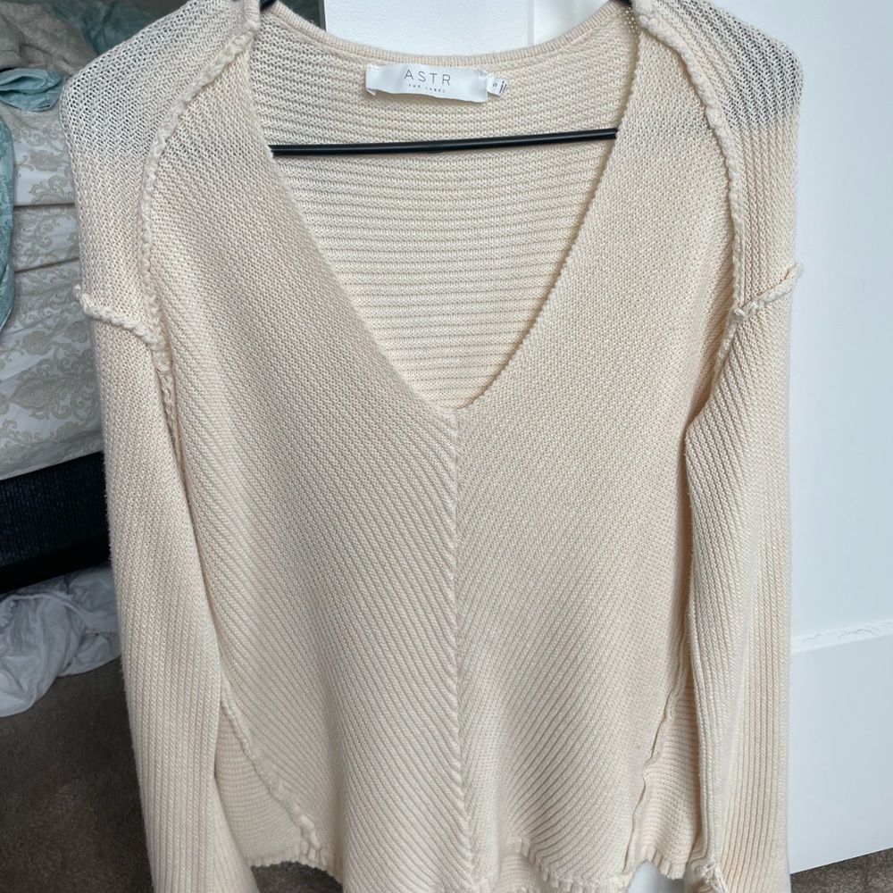 NWOT Nordstrom V Neck Sweater